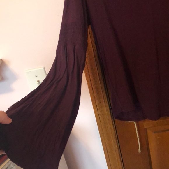 Plum shirt from Francesca’s - Picture 2 of 4